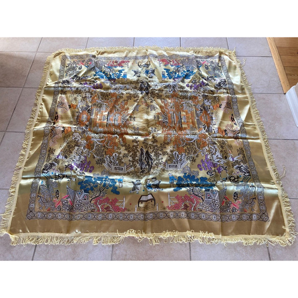 Vintage Asian Tapestry Brocade Piano Shawl Gold Chinese 48" Tablecloth Excellent - Picture 2 of 12